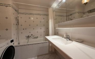 Apartment 4 rooms - image - 10