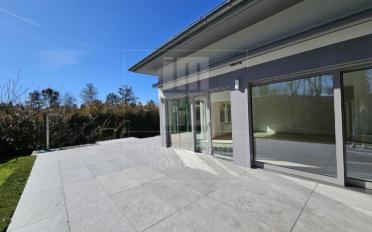 Single house 10 rooms - image - 3