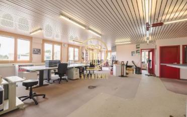 Office - image - 1