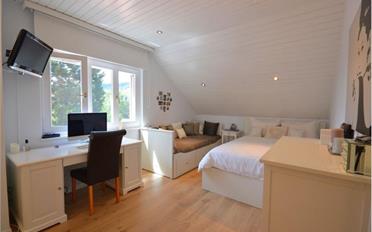 Bifamiliar house 7.5 rooms - image - 10