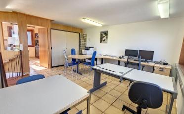 Bureau - image - 1