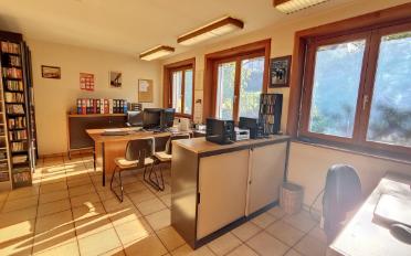 Bureau - image - 6