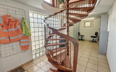 Bureau - image - 8