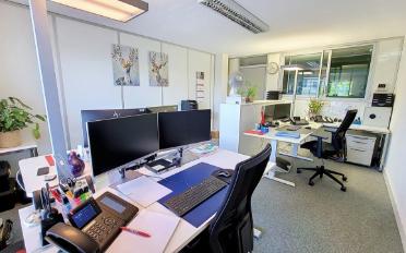 Bureau - image - 3