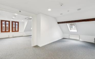 Office - image - 7