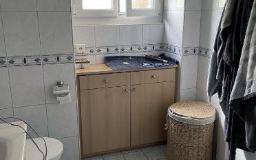 Apartment 4 rooms - image - 9