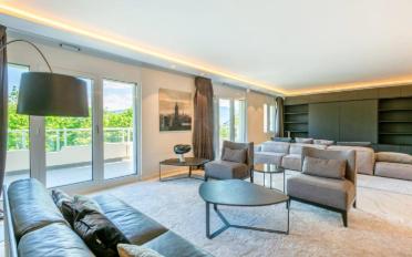 Attic flat 8 rooms - image - 3