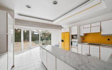 Villa - image - 11