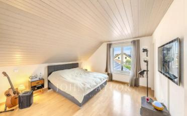Villa 7.5 pièces - image - 7