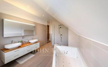 Villa 8.5 Zimmer - image - 8
