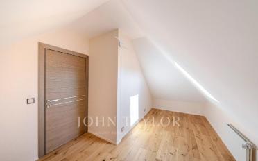 Villa 8.5 Zimmer - image - 13
