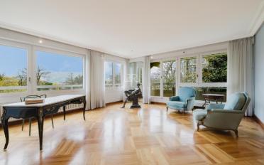 Apartment 8 rooms - image - 3