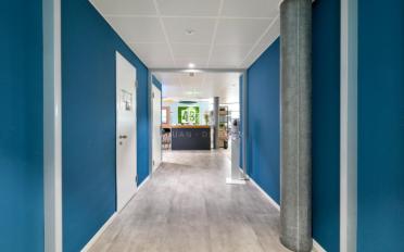 Office - image - 11