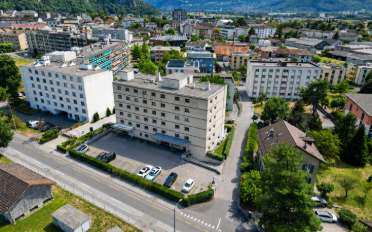 Apartment 5 rooms - image - 9