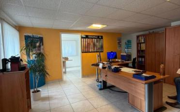 Mixed use property 3 rooms - image - 1