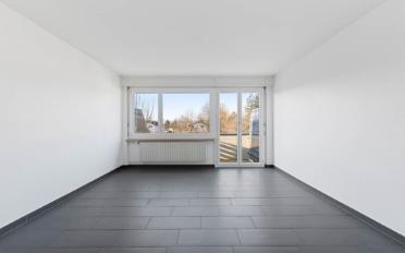Apartment 4 rooms - image - 9