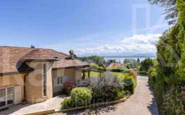 Single house 8 rooms - image - 2