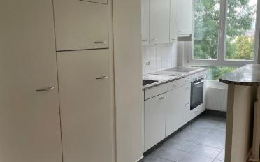 Apartment 4 rooms - image - 3