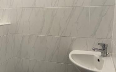 Apartment 4 rooms - image - 9