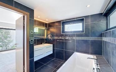 Einfamilienhaus 6.5 Zimmer - image - 2
