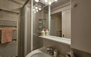 Möbl. Wohnobj. 4.5 Zimmer - image - 15