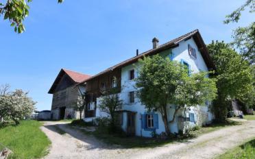 Einfamilienhaus 7.5 Zimmer - image - 1