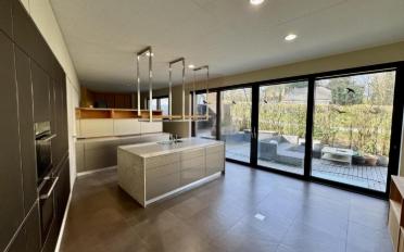 Maison contiguë 9 pièces - image - 3