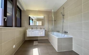 Apartment 4 rooms - image - 13