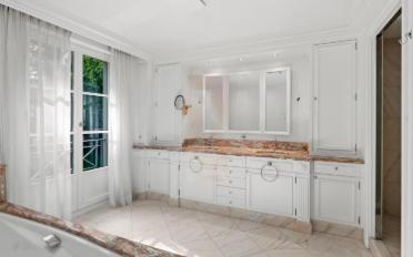 Villa 8 rooms - image - 8