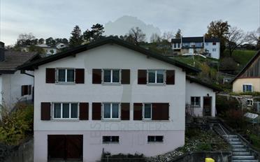 Maison 8 pièces - image - 1