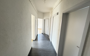 Mixed use property 4 rooms - image - 3