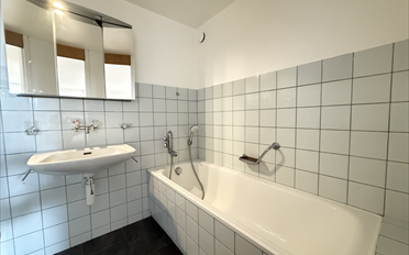 Apartment 2.5 rooms - image - 9