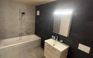 Apartment 5.5 rooms - image - 10