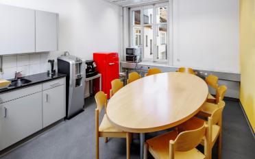 Office - image - 7
