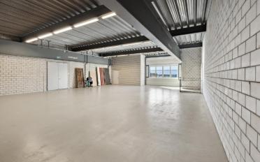 Office - image - 5