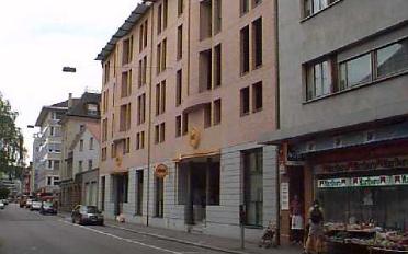 Place souterraine - image - 2