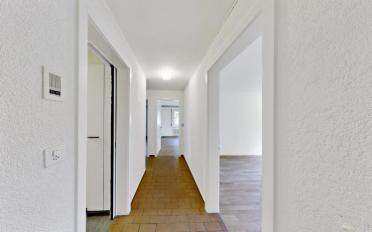 Apartment 4 rooms - image - 7