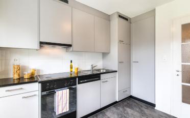 Apartment 4 rooms - image - 3