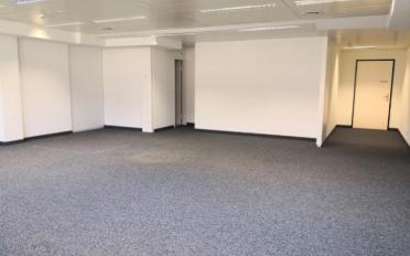 Office - image - 4