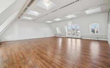 Office - image - 2
