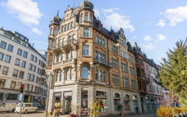 Office - image - 1