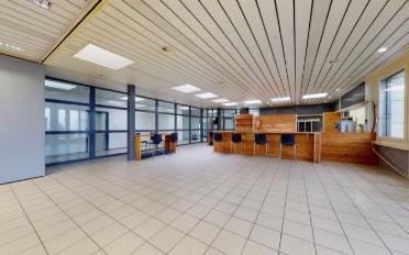 Commercial - image - 4