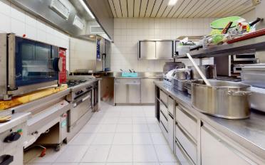 Commercial - image - 11
