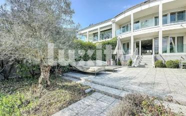 Maison 8 pièces - image - 2