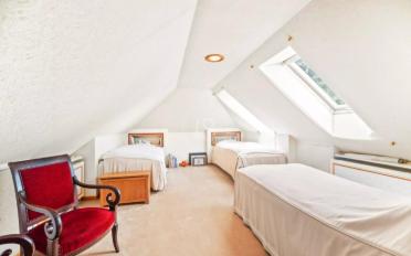 Single house 9 rooms - image - 11
