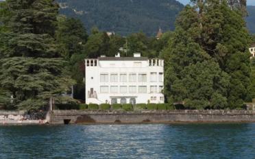 Single house 20 rooms - image - 1
