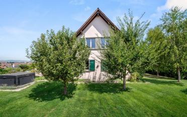 Villa 9.5 Zimmer - image - 1