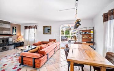 Villa 9.5 Zimmer - image - 4