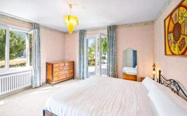 Villa 9.5 Zimmer - image - 9