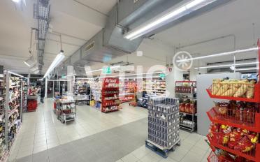 Commercial - image - 7